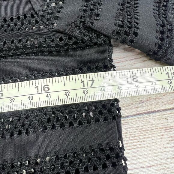 Zyia Active Black Chill Black Mesh Crop Short Sleeve T-Shirt Size M - Picture 9 of 10